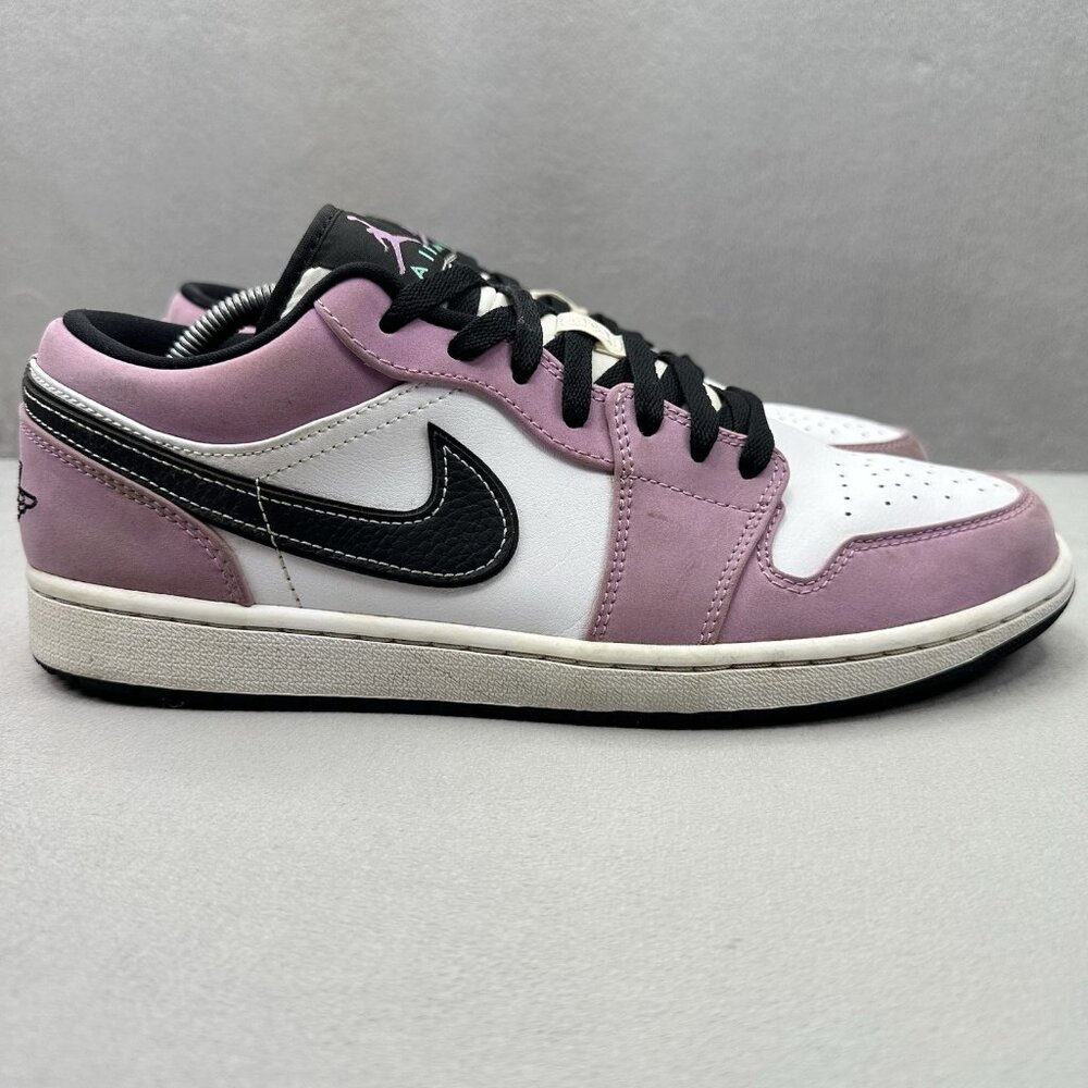 Mens Size 11 Nike Air Jordan 1 Low SE‎ 'Violet Shock' Shoes Light Purple 2021